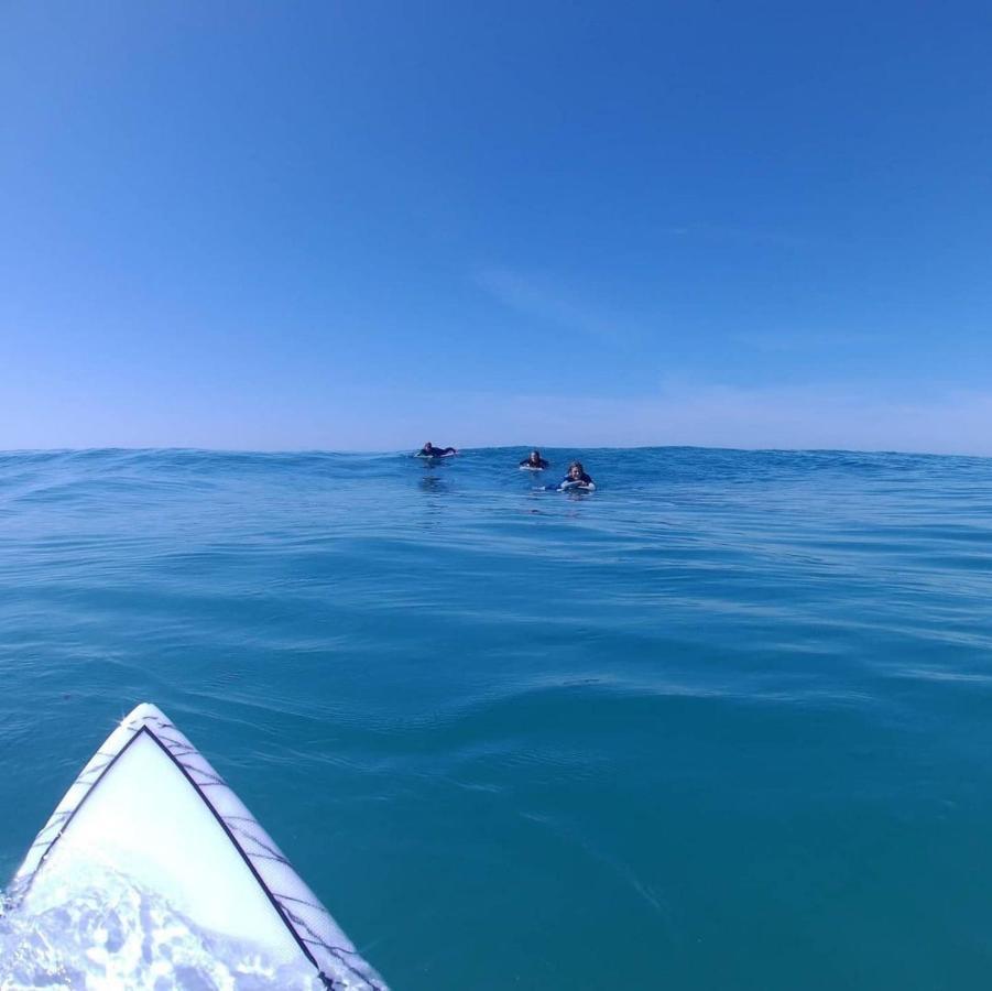 Moby Dick Lodge Malveira da Serra Buitenkant foto